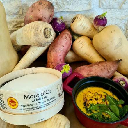 Restaurant Foncine-le-Haut, Haut-Jura · Auberge de la Rivière Produits locaux