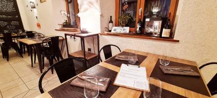 Restaurant Foncine-le-Haut, Haut-Jura · Auberge de la Rivière 